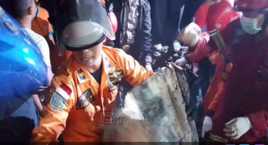 Menyayat Hati, Ibu Tewas Terpanggang Sambil Peluk 2 Anak