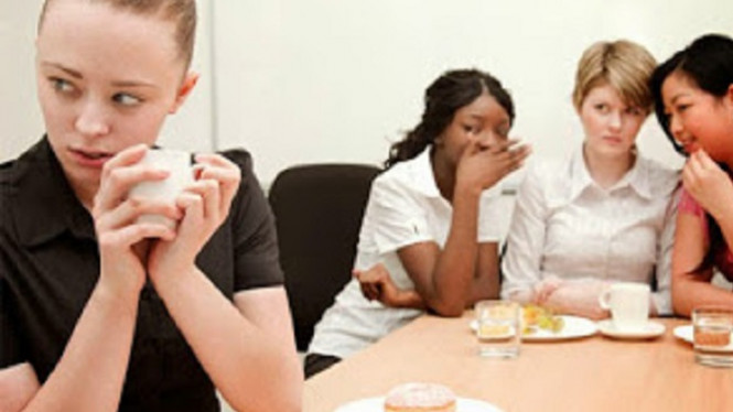 Membaca Bahasa Tubuh Lawan Bicara, Begini Cara Terbaiknya