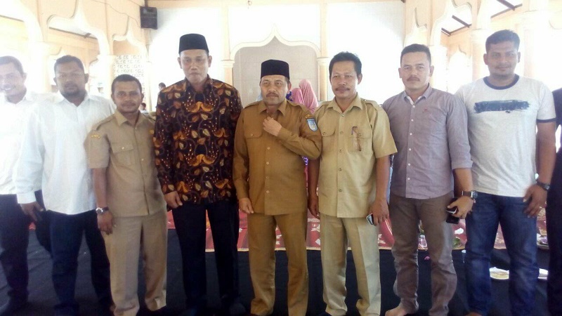 Peringati Maulid Nabi, Keluarga Besar SMP Negeri 3 Langsa Santuni Ratusan Anak Yatim