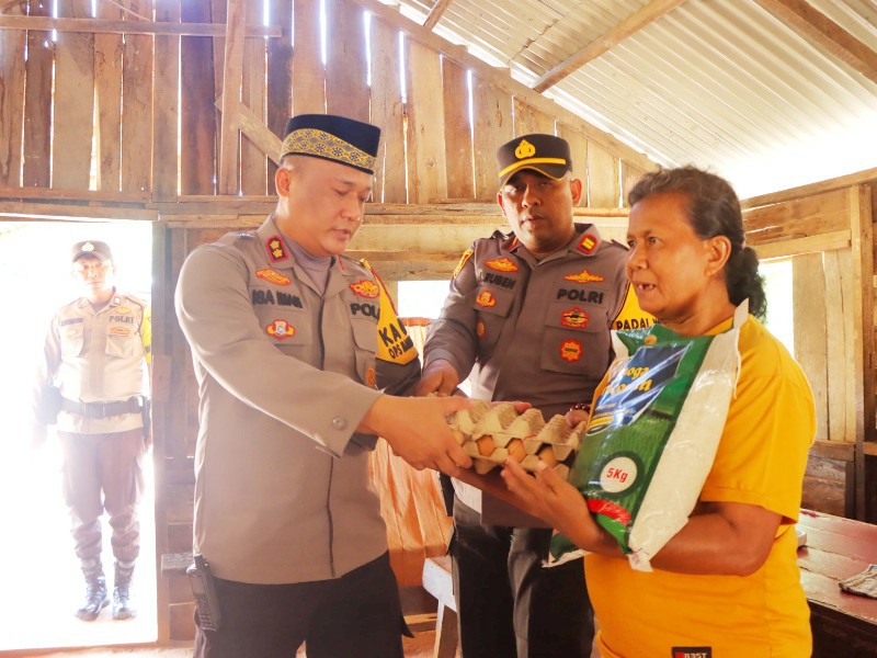 Lewat Program Jumat Berkah, Polres Rohil Ajak Masyarakat Wujudkan Pilkada Damai