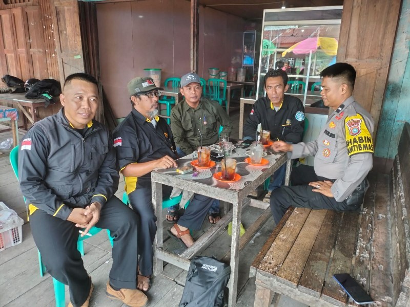 14 Hari Menuju Pilkada 2024, Polsek Batang Tuaka Imbau Masyarakat Desa Sungai Junjangan Tingkatkan Ketertiban