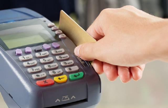Gesek Tunai Kartu Kredit Marak Lagi, Nasabah Perlu Hati-Hati