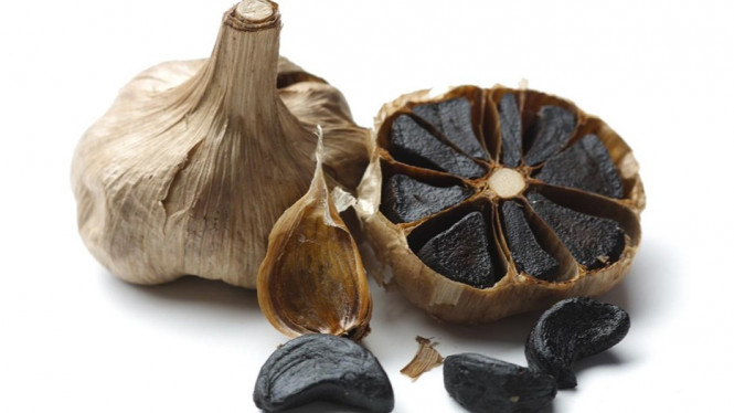 Bawang Hitam Atasi Asam Urat