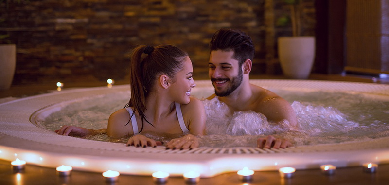 Wajib Tahu, Bahayanya Berhubungan Intim di Air