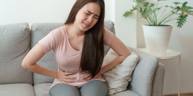 Lima Jenis Teh yang Bantu Menenangkan Gejala Kram Saat Menstruasi