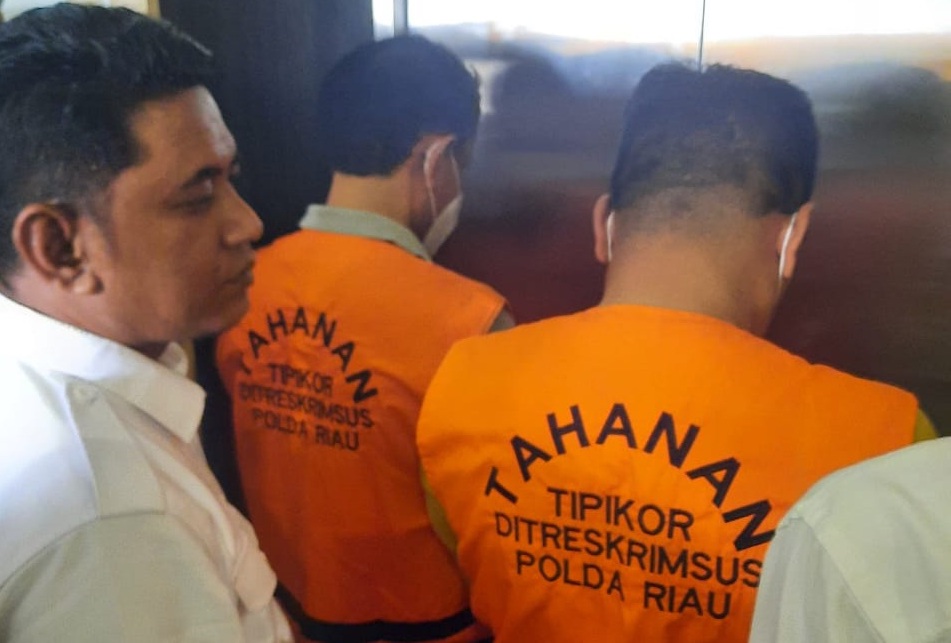 Sebelum Kena OTT, Kadinkes Kampar Kumpulkan 31 Kepala Puskesmas