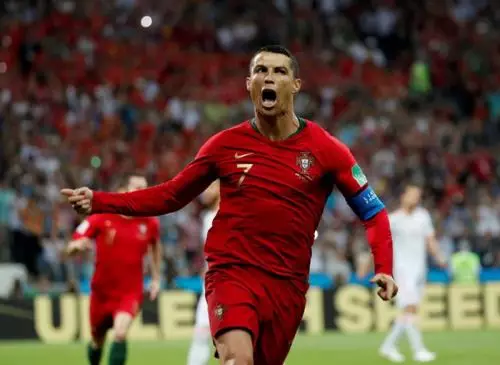 Pelatih Maroko Siap Lakukan Segala Cara demi Hentikan Ronaldo