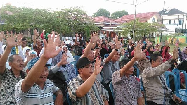 Curhatan banjir sampai sampah, warga kulim juga minta madani diganti Bertuah