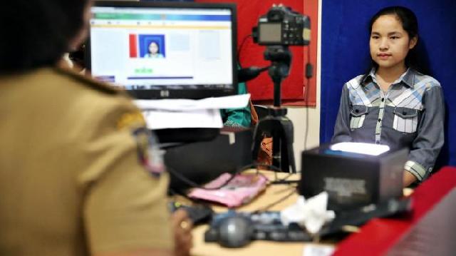 Dua Hari Jaringan Aplikasi Pencetakan E- KTP Pekanbaru Rusak