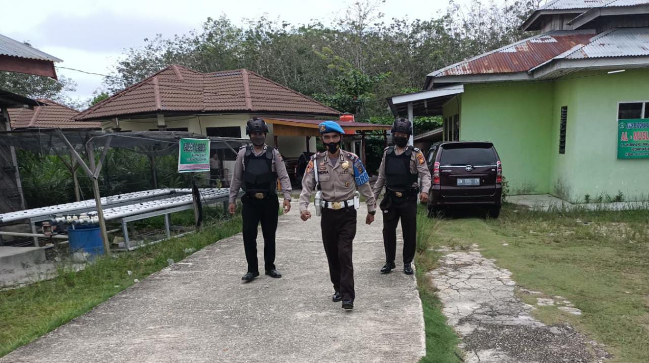 Antisipasi Ancaman dari Luar Mako, Personil Polsek Bunut Lakukan Penjagaan