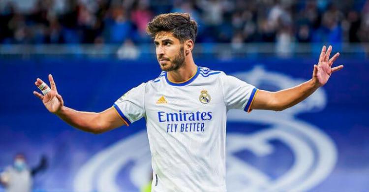 Liga Spanyol: Los Blancos Puncaki Klasemen, Sevilla Kuntit Atletico Madrid