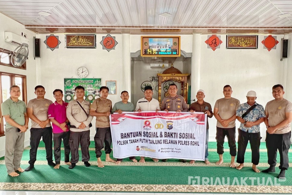 HUT Bhayangkara ke-79, Polsek TPTM Lakukan Bakti Religi di Rumah Ibadah