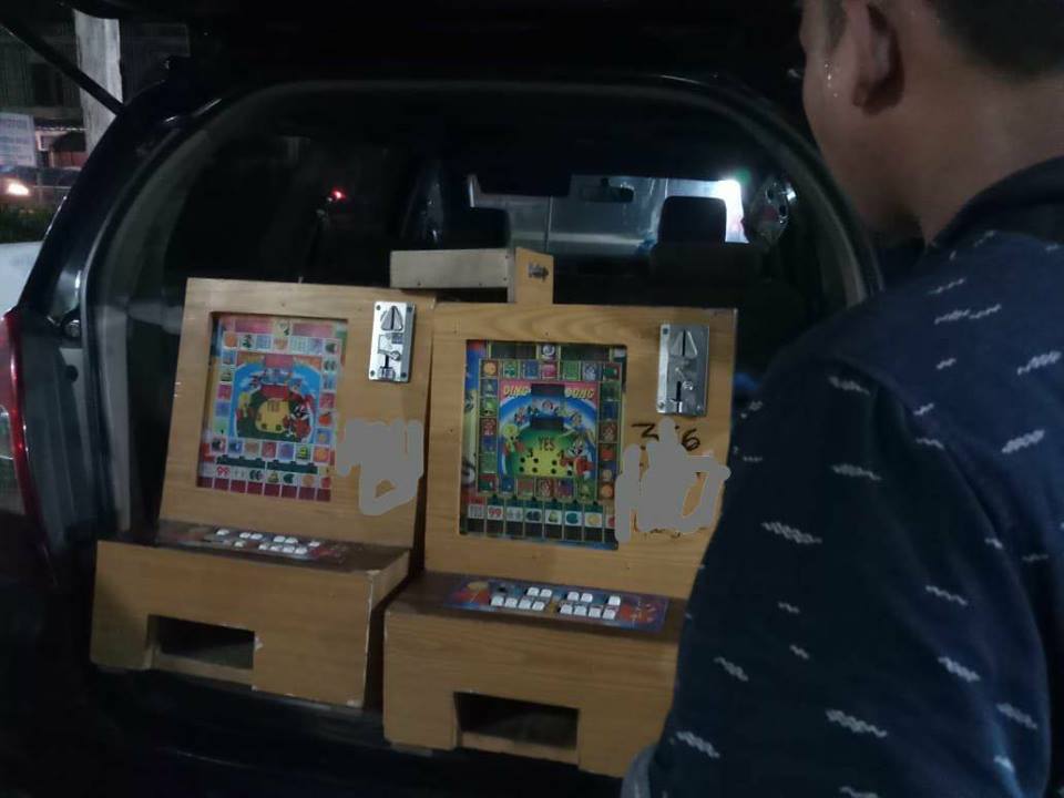 Polisi Datang, Pemilik dan Penjudi Kabur