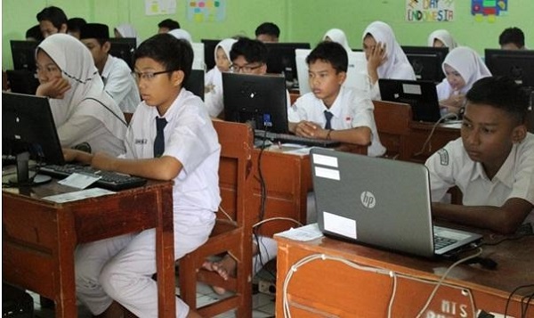 Aktivitas Siswa di Sekolah Diliburkan, Jadwal Ujian Nasional Tingkat SMP Masih Sesuai Jadwal