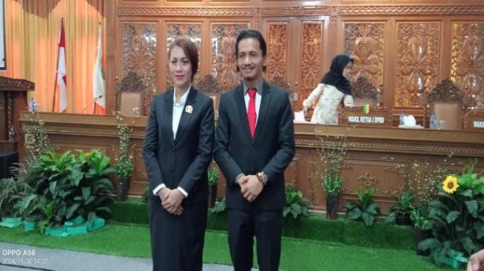 Dian Septina Dilantik sebagai Anggota DPRD Kuansing, Ini Harapan Bupati Suhardiman Amby