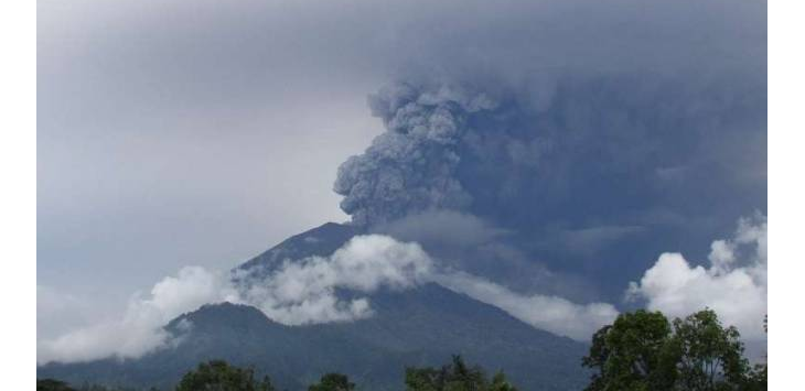 Gunung Agung Tenang, Simpan Kemungkinan Menakutkan!