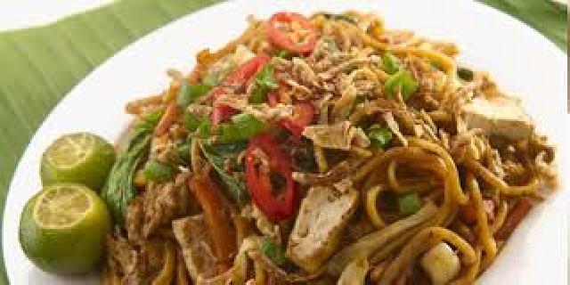 Warga Riau Diajak Makan Sagu Seminggu Sekali