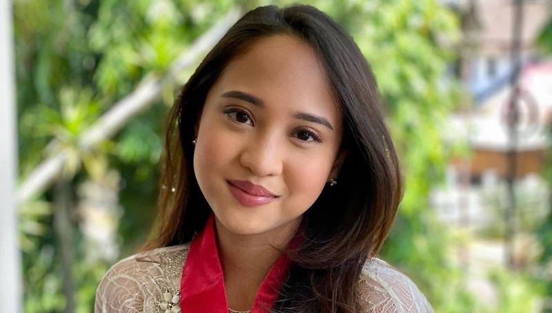 Potret Cucu BJ Habibie, Farah Azizah yang Cantik Memeson