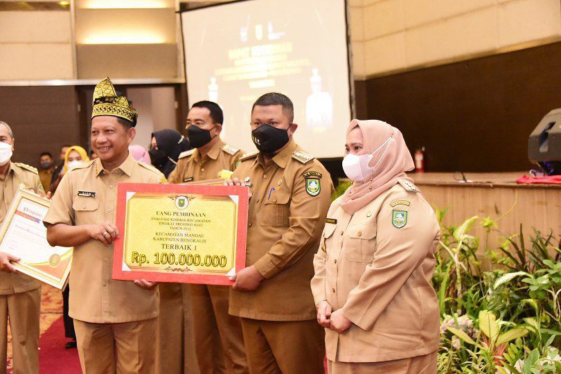 Rakor Bersama Gubernur dan Kepala Daerah Se-Riau, Mendagri Puji Kabupaten Bengkalis