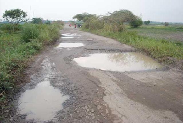 Jalan Cepat Rusak, Sarjana Teknik Sipil Diminta Carikan Solusi