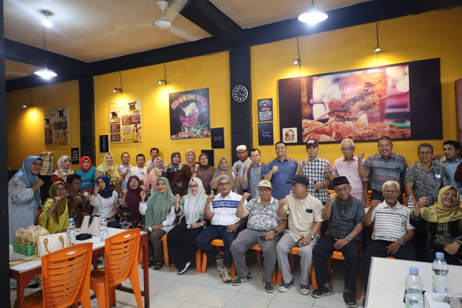 IKLB dan IK IX Koto Pekanbaru Nyatakan Dukungan untuk Pasangan AMAn