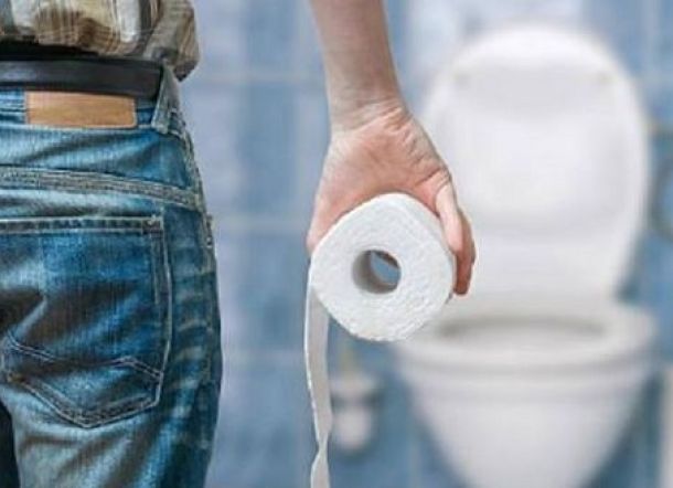 Lebih Sehat Mana, BAB Jongkok atau Duduk?