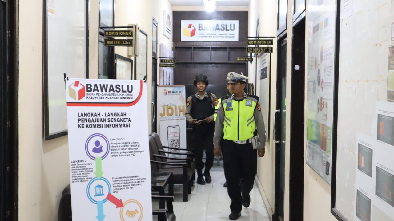 Kapolres Kuansing Pimpin Apel Gabungan untuk Antisipasi Gangguan Kamtibmas Jelang Pilkada 2024