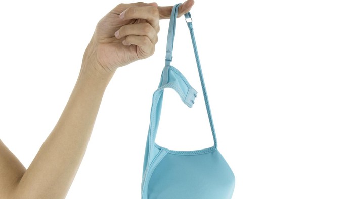 Tidur Tanpa Bra Picu Kanker Payudara, Mitos atau Fakta ?