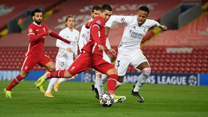 Sang Kiper Gemilang, Real Madrid Buat Liverpool Menangis di Anfield