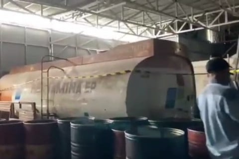 AKBP Achirudin Diduga Beking Gudang Solar Ilegal