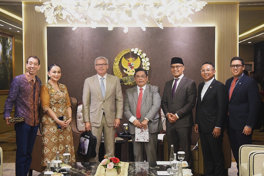 DPR dan Kanada Sepakat Perkuat Kerja Sama Ekonomi hingga Militer