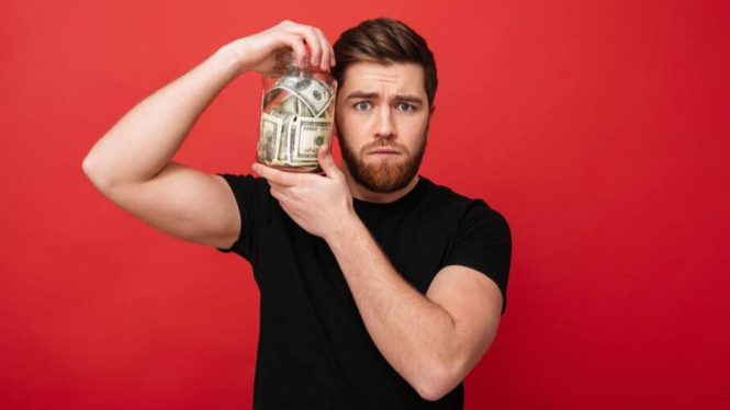 Begini Cara Hentikan Kebiasaan Buruk Hidup dari Gaji ke Gaji