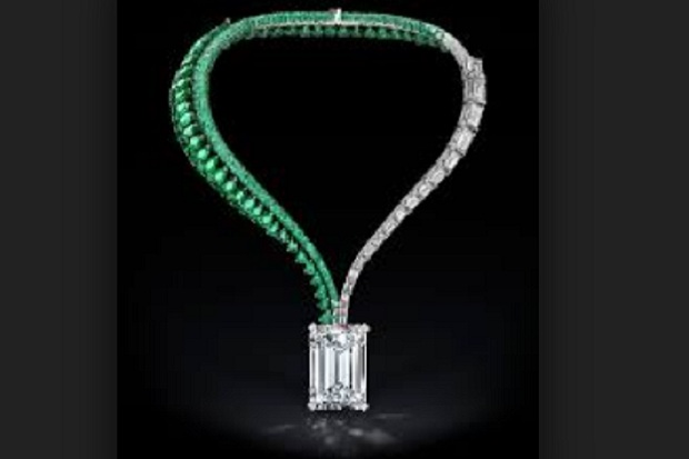 Kalung Zamrud Ini Terjual Rp476 Miliar