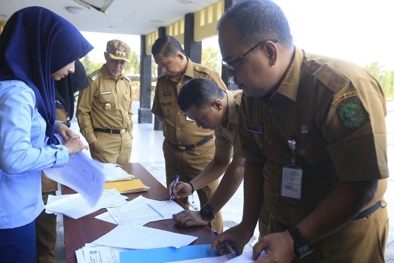 Pemkab Meranti Akan Berlakukan Pemotongan Gaji ASN Untuk Zakat Sebesar 2.5 Pesen