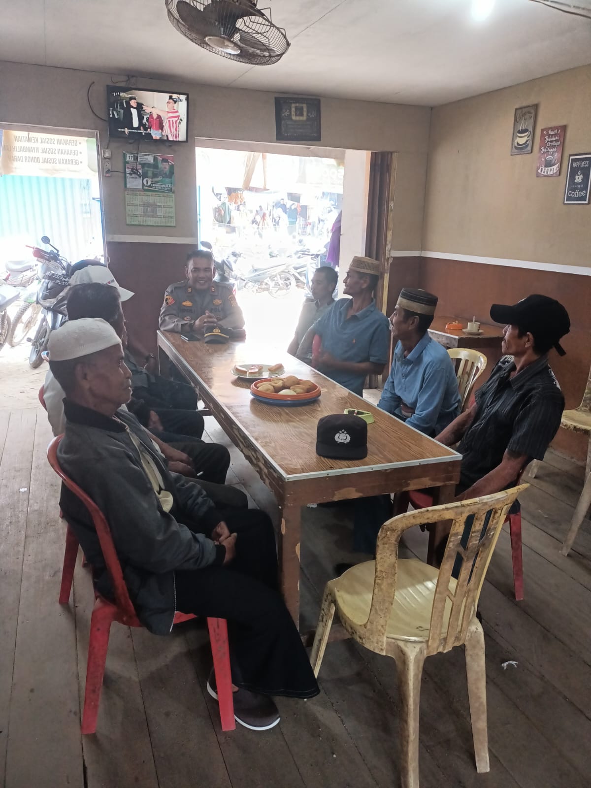 Kapolsek Sungai Batang Gencar Lakukan Cooling System dan Imbauan Pemilu Damai