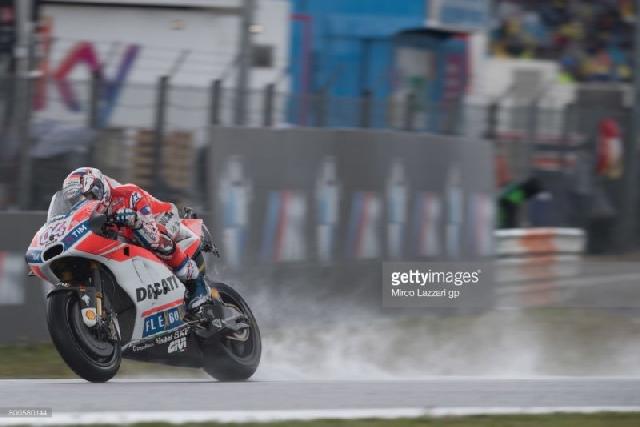 Kalah Saing dengan Duo Honda, Dovizioso Mengumpat