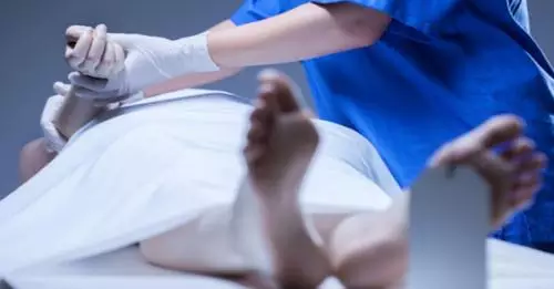 Seorang Kakek Nekat Bunuh Diri dengan Cara Meledakkan Petasan di Mulut