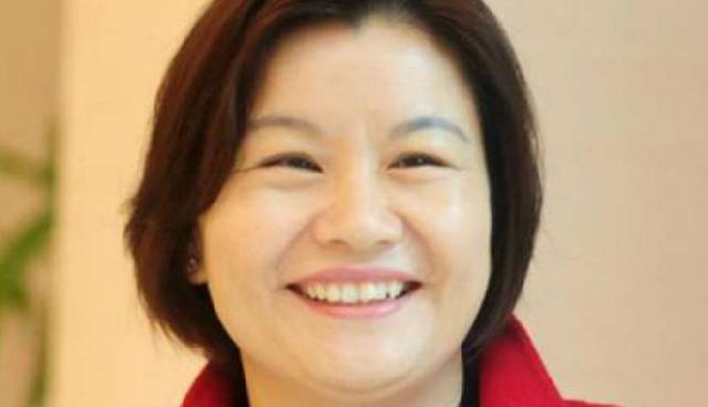 Dahulu DO Sekolah, Zhou Qunfei Kini Wanita Terkaya Dunia