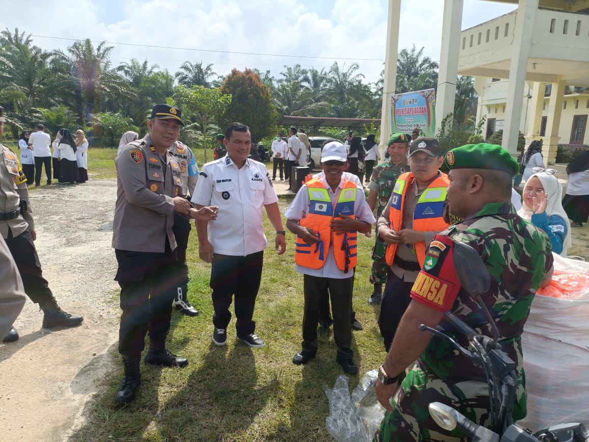 Demi Kemanusiaan, 13 Polsek di Rohil Serentak Gelar Apel Siaga Banjir