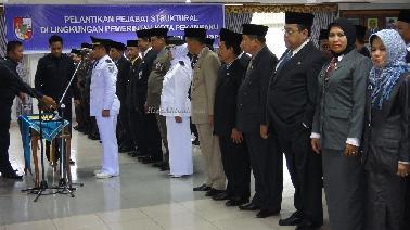 Akhir Bulan Ini, Wako Pekanbaru Gelar Mutasi Kepala  UPTD