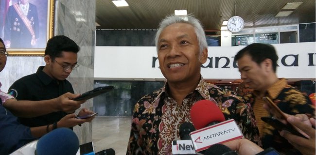 Pimpinan DPR: Data Seluler Bocor, Kemkominfo Harus Bertanggungjawab!
