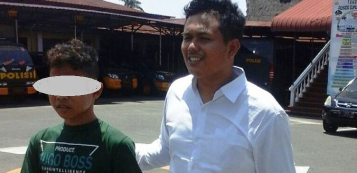 Miris! Remaja 16 Tahun Kepergok Cabuli Sepupunya, Diamuk dan Diarak Massa ke Polres