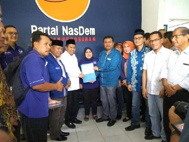 Inginkan Riau Lebih Baik, Irwan Nasir Ambil Formulir Cagubri di NasDem