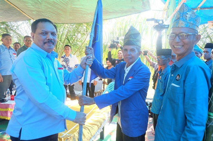 Sekda Inhil Lantikan PAC HNSI Keritang