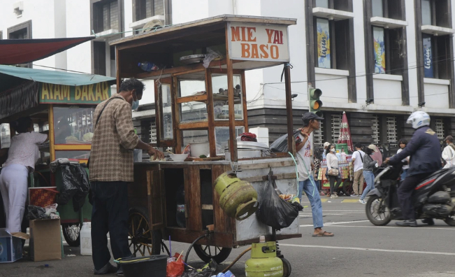 Apakah Bakso Gerobak Perlu Punya Sertifikasi Halal?