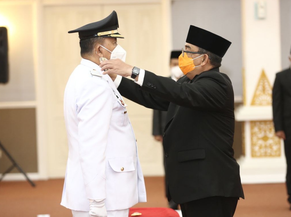Isi Kekosongan, Wakil Gubernur Riau Lantik Jonli Jadi Penjabat Walikota Dumai