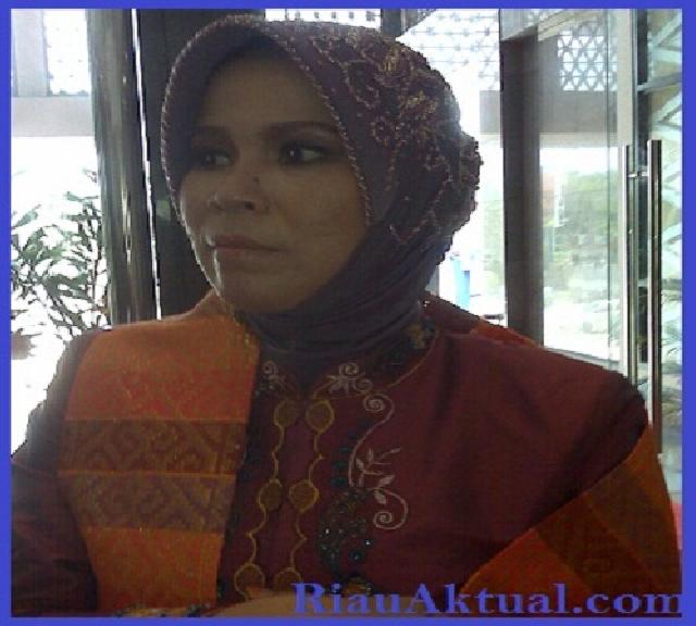 Buku Porno Tak Jadi Ditarik Dari Murid