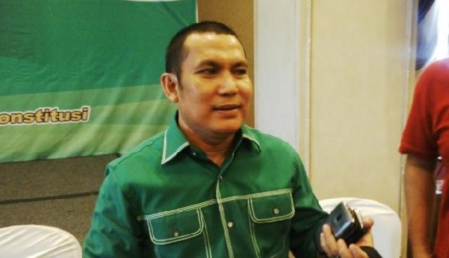 Rusli Effendi Nyatakan Siap Maju Pilgubri 2018