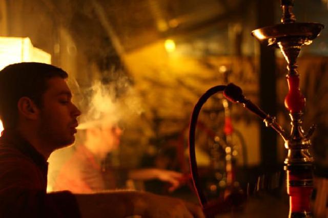 Bahaya Shisha Sama Seperti Vape dan Rokok Tembakau