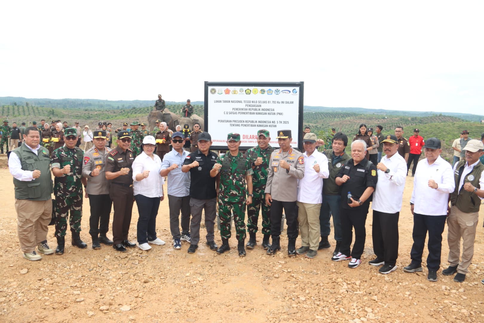 Jangan Ada Tajam ke Bawah Tumpul ke Atas! DPR Minta Penertiban TNTN Dilakukan Secara Adil